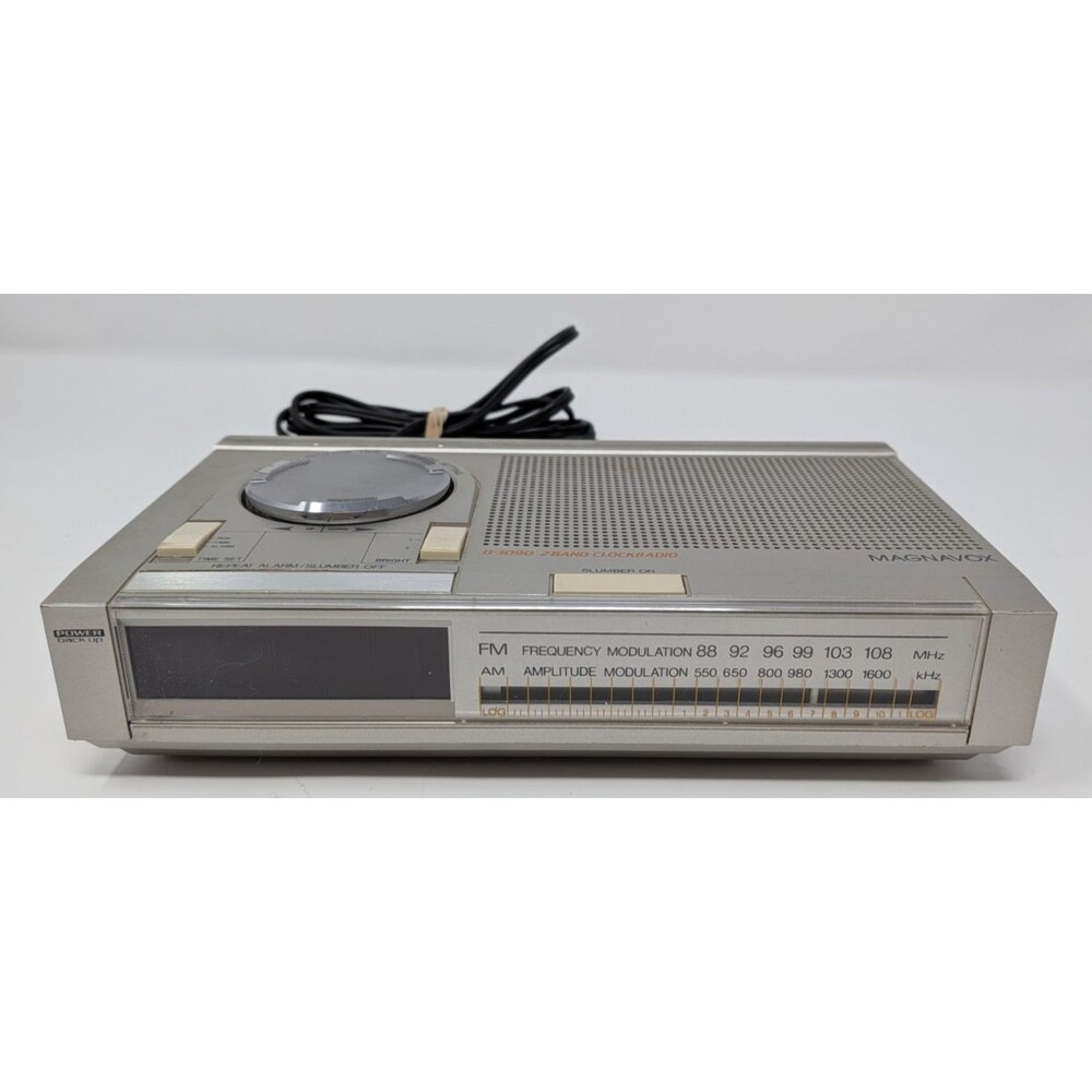 Magnavox D-3090 AM/FM 2-Band Clock Radio Vintage 80s Tested Lofi Retro